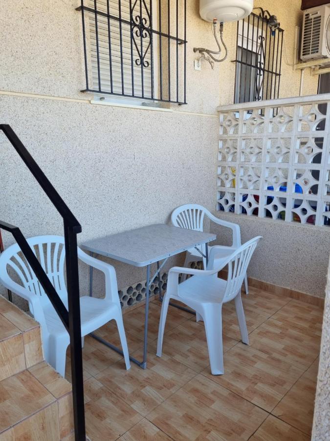 1 Bedroom Apartment In La Mata Beach Εξωτερικό φωτογραφία
